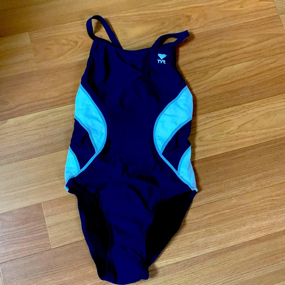 Swim suit TYR size  30 women professional quality